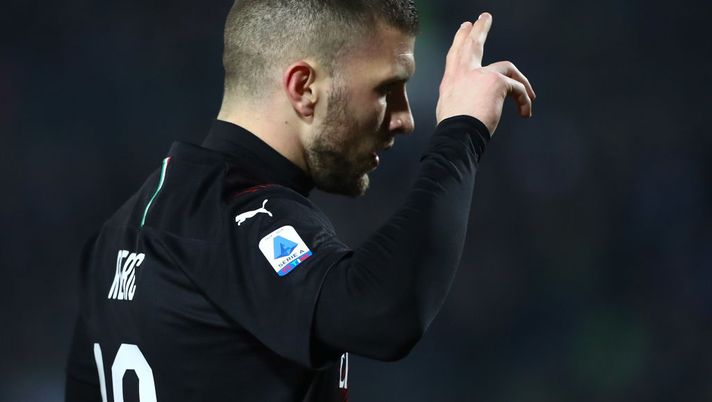 BRESCIA, ITALY - JANUARY 24: Ante Rebic of AC Milan celebrates after scoring the opening goal during the Serie A match between Brescia Calcio and AC Milan at Stadio Mario Rigamonti on January 24, 2020 in Brescia, Italy. (Photo by Marco Luzzani/Getty Images) BRESCIA, ITALY - JANUARY 24: Ante Rebic of AC Milan celebrates after scoring the opening goal during the Serie A match between Brescia Calcio and AC Milan at Stadio Mario Rigamonti on January 24, 2020 in Brescia, Italy. (Photo by Marco Luzzani/Getty Images)