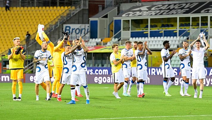 Parma-Inter, l'esultanza dei nerazzurri dopo la vittoria in amichevole (Getty Images)