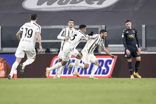 Hazma Rafia esulta con i compagni dopo il del 3-2 contro il Genoa in Coppa Italia Hazma Rafia esulta con i compagni dopo il del 3-2 contro il Genoa in Coppa Italia