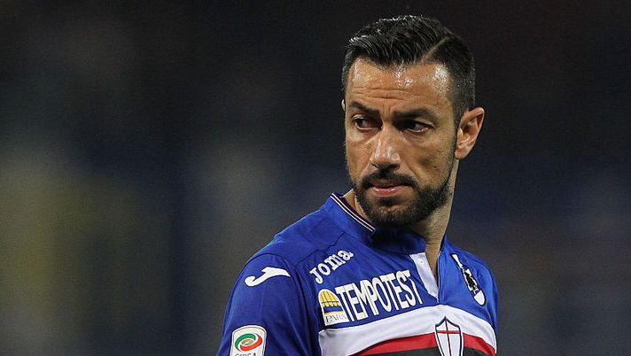 GENOA, ITALY - APRIL 17: Fabio Quagliarella of UC Sampdoria looks on during the Serie A match between UC Sampdoria and AC Milan at Stadio Luigi Ferraris on April 17, 2016 in Genoa, Italy. (Photo by Marco Luzzani/Getty Images) SAMP – Da Quagliarella a Alvarez, le scelte di Giampaolo. E occhio a Muriel - immagine 1