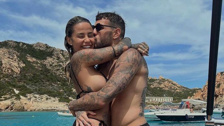 Instagram  Zoe Cristofoli, body shaming sui social: “Con quelle cosce sei pronta a giocare anche tu” - immagine 1