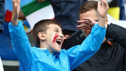 Divertenti, appassionati, colorati: sono i tifosi dell’Italia Under 21