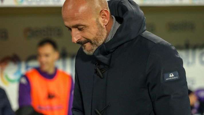 GERMOGLI PH: 30 NOVEMBRE 2021 FIRENZE STADIO ARTEMIO FRANCHI SERIE A FIORENTINA VS SAMPDORIA NELLA FOTO MISTER VINCENZO ITALIANO Tre ballottaggi nella testa di Italiano: la possibile Fiorentina anti-Ribery - immagine 1