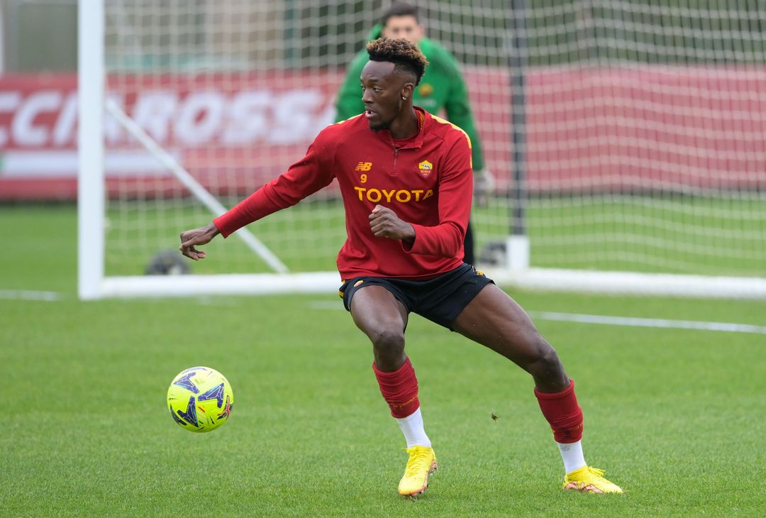 Roma, l’allenamento prima della partenza per il Portogallo – FOTO GALLERY - immagine 12