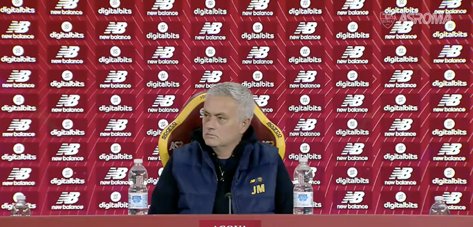 Futuro Smalling, parla Mourinho: “Vuole rimanere alla Roma. Il club…”- immagine 2