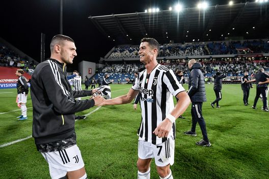 Cristiano Ronaldo e Merih Demiral Cristiano Ronaldo e Merih Demiral