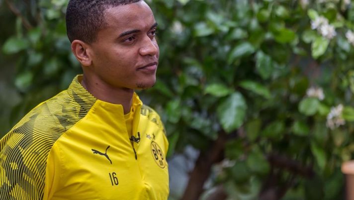 Akanji inter