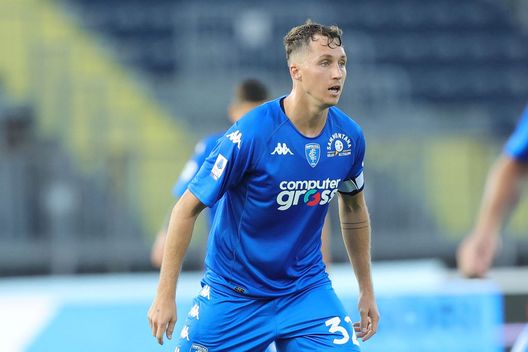 EMPOLI, ITALY - AUGUST 21: Nicholas Haas of Empoli FC in action during the Serie A match between Empoli FC and ACF Fiorentina at Stadio Carlo Castellani on August 21, 2022 in Empoli, Italy. (Photo by Gabriele Maltinti/Getty Images) Empoli, la spinta di Haas: “Serve personalità. Con il Monza per tornare a imporre il nostro gioco” - immagine 1