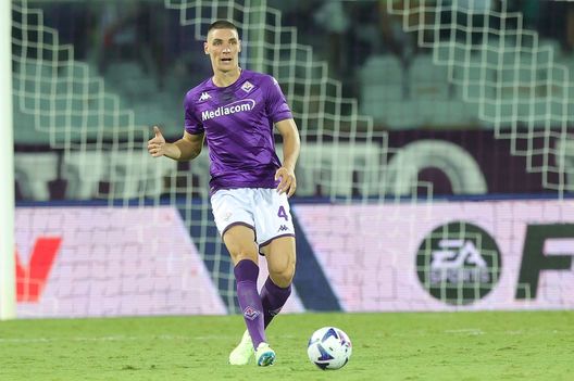 FLORENCE, ITALY - AUGUST 18: Nikola Milenkovic of ACF Fiorentina in action during the UEFA Europa Conference League 2022/23 Play-offs First Leg match between ACF Fiorentina and FC Twente at Artemio Franchi on August 18, 2022 in Florence, Italy. (Photo by Gabriele Maltinti/Getty Images) Milenkovic