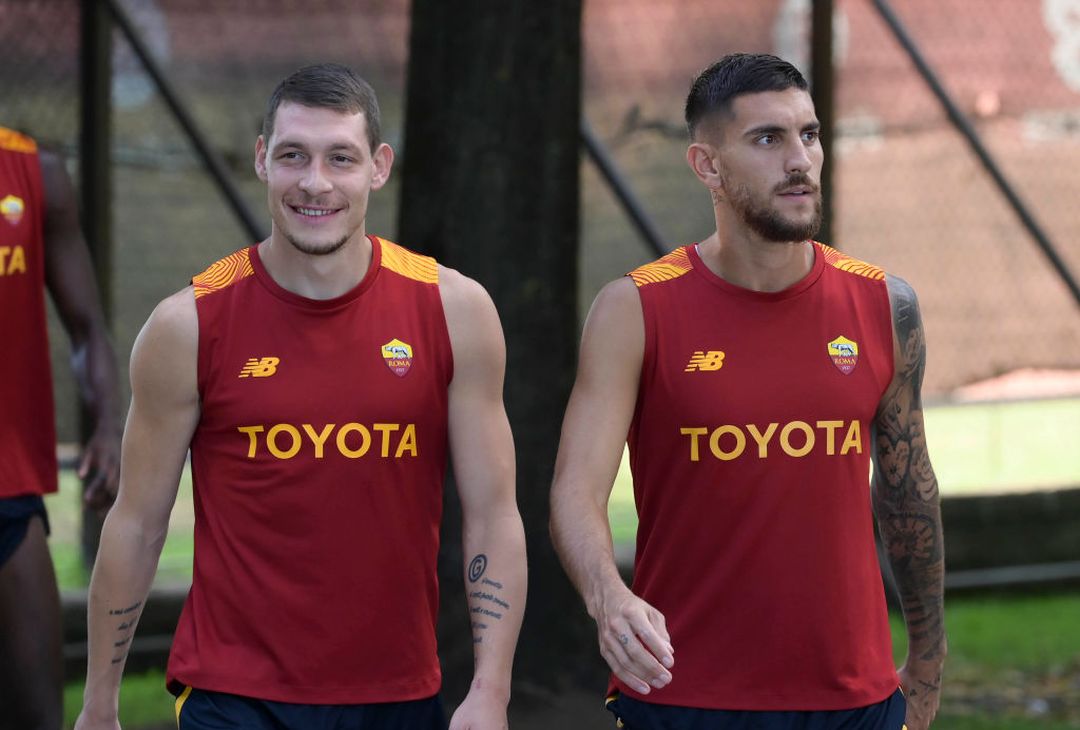 Roma, rifinitura prima del Monza: Belotti c’è. Squadra in ritiro – FOTO GALLERY- immagine 1