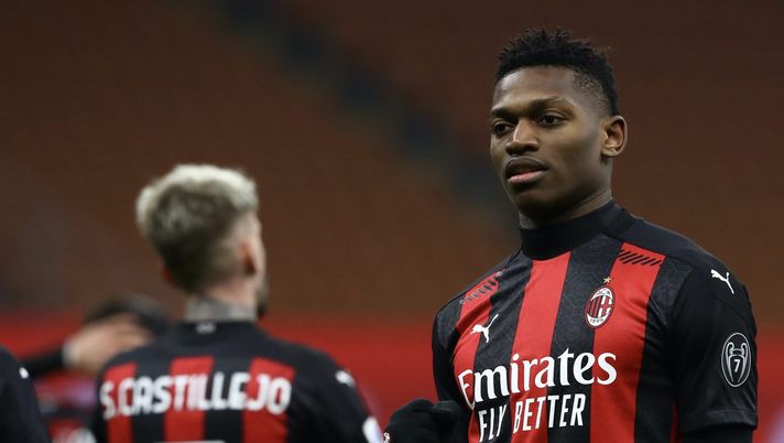 Rafael Leao (attaccante AC Milan) esulta per il suo gol in Milan-Torino (Serie A 2020-2021) | AC Milan News (Getty Images) 