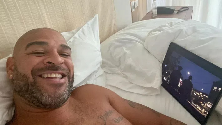 Disavventura per Adriano: fermato dalla polizia rifiuta di fare l’alcol test. Inoltre… - immagine 1