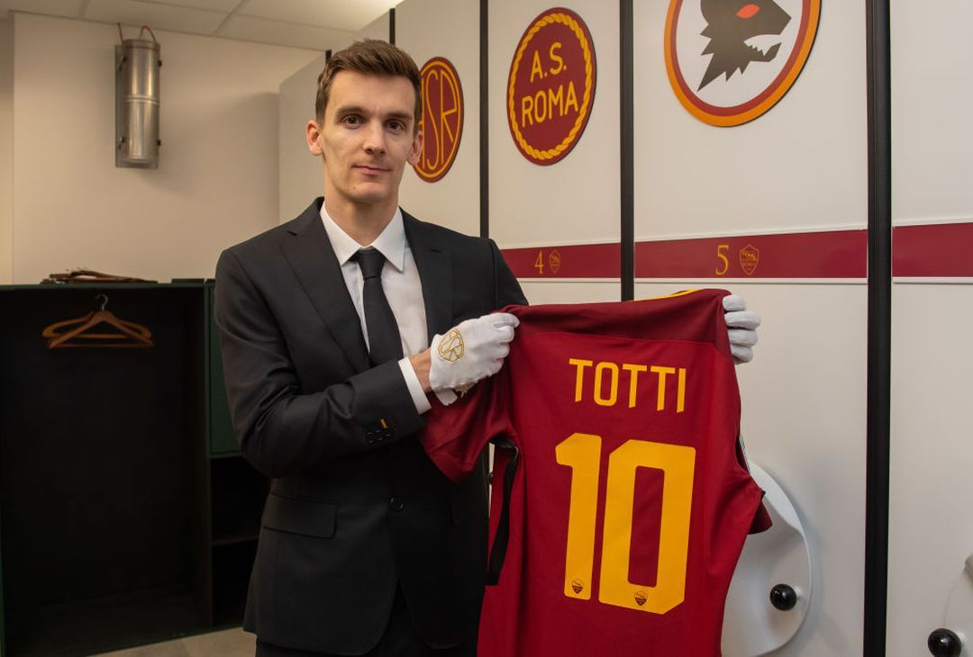 Trigoria, il primo giorno di Diego Llorente alla Roma – FOTO GALLERY - immagine 8