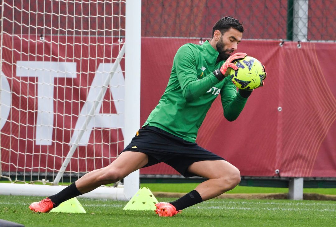 Roma, seconda giornata di allenamenti aspettando il Bologna – FOTO GALLERY - immagine 5