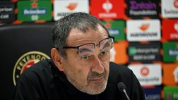 Lazio, Sarri: “I tifosi del Feyenoord tiravano buste di pipì” | VIDEO