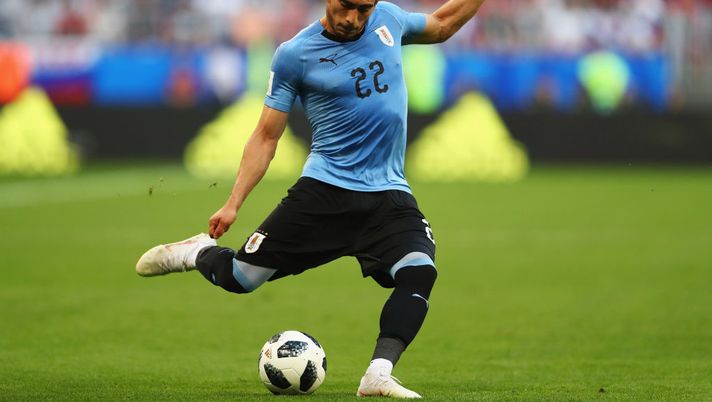 SAMARA, RUSSIA - JUNE 25:  Martin Caceres of Uruguay in action during the 2018 FIFA World Cup Russia group A match between Uruguay and Russia at Samara Arena on June 25, 2018 in Samara, Russia.  (Photo by Dean Mouhtaropoulos/Getty Images)
