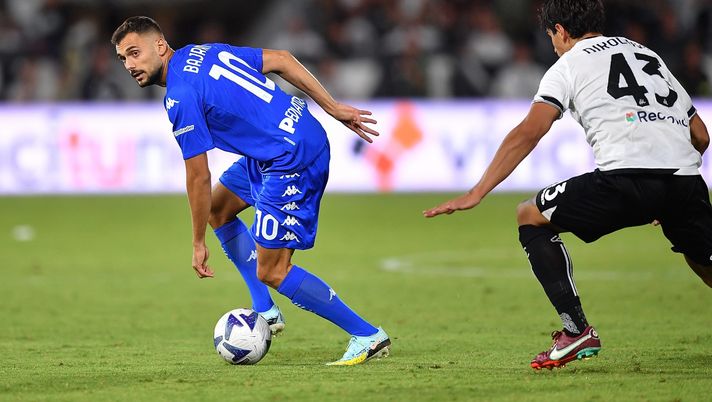 LA SPEZIA, ITALY - AUGUST 14: Nedim Bajrami of Empoli FC in action during the Serie A match between Spezia Calcio and Empoli FC at Stadio Alberto Picco on August 14, 2022 in La Spezia, Italy. (Photo by Valerio Pennicino/Getty Images) Occhi su Bajrami: osservato speciale del derby toscano - immagine 1