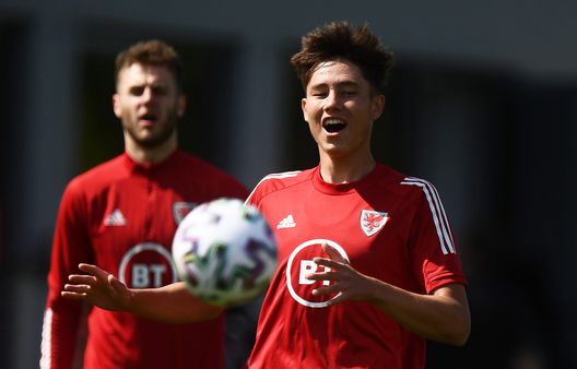 VALE OF GLAMORGAN, WALES - JUNE 01: Rubin Colwill of Wales warms up during a Wales Training Session at The Vale Resort on June 01, 2021 in Vale of Glamorgan, Wales. (Photo by Harry Trump/Getty Images) VALE OF GLAMORGAN, WALES - JUNE 01: Rubin Colwill of Wales warms up during a Wales Training Session at The Vale Resort on June 01, 2021 in Vale of Glamorgan, Wales. (Photo by Harry Trump/Getty Images)