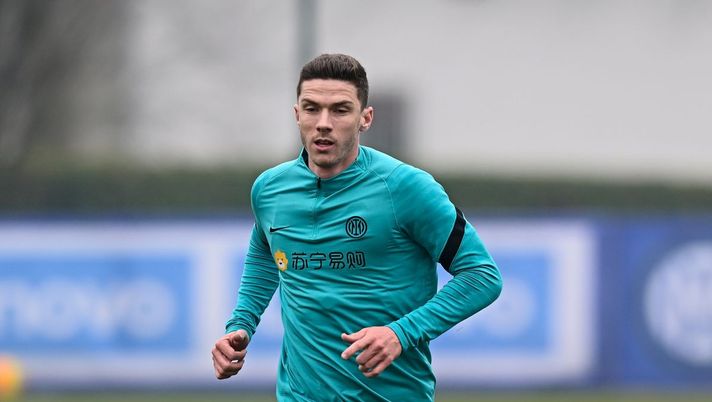 Pedullà: “Gosens, l’Inter gli affiancherà un giovane di talento. Tre opzioni al vaglio” - immagine 1