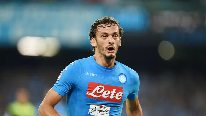 NAPLES, ITALY - SEPTEMBER 24:  Manolo Gabbiadini of Napoli in action   during the Serie A match between SSC Napoli and AC ChievoVerona at Stadio San Paolo on September 24, 2016 in Naples, Italy.  (Photo by Francesco Pecoraro/Getty Images)
