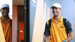 F1, Ricciardo con un casco in omaggio al GP Monza e a Valentino Rossi