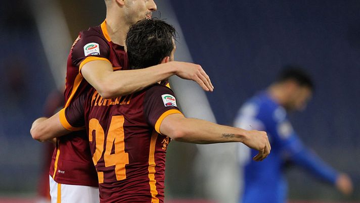 Roma, lesione muscolare per El Shaarawy: salterà la doppia sfida con l&#8217;Ajax. Dettagli e tempi di recupero