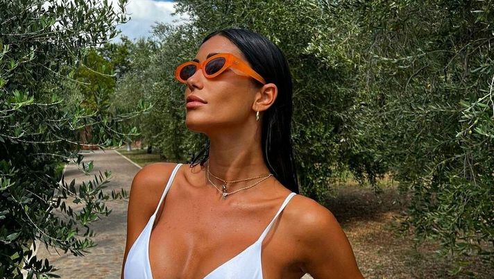 Federica Nargi alza la temperatura: lo scatto in bikini bianco è mozzafiato - immagine 1