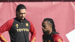 Stamattina il volo per Firenze. Si fermano Smalling e Sanches