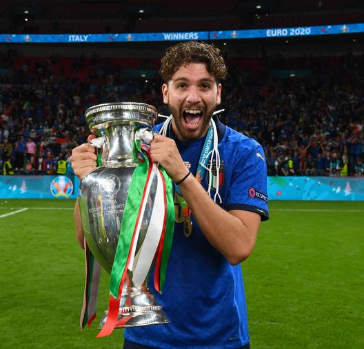 (Photo by Claudio Villa/Getty Images) (Photo by Claudio Villa/Getty Images)