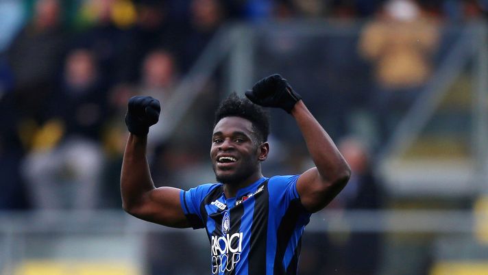 FROSINONE, ITALY - JANUARY 20:  Duvan Zapata of Atalanta BC celebrates after scoring the team's fifth goal during the Serie A match between Frosinone Calcio and Atalanta BC at Stadio Benito Stirpe on January 20, 2019 in Frosinone, Italy.  (Photo by Paolo Bruno/Getty Images) 