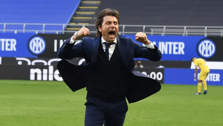 Antonio Conte (allenatore Inter) esulta per la vittoria in casa contro l'Hellas Verona | Serie A News (Getty Images)