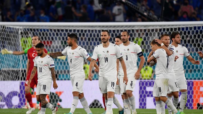 ROME, ITALY - JUNE 11: Leonardo Bonucci of Italy celebrates with team mates after their side's first goal, an own goal scored by Merih Demiral (Not pictured) of Turkey during the UEFA Euro 2020 Championship Group A match between Turkey and Italy at the Stadio Olimpico on June 11, 2021 in Rome, Italy. (Photo by Filippo Monteforte - Pool/Getty Images) ROME, ITALY - JUNE 11: Leonardo Bonucci of Italy celebrates with team mates after their side's first goal, an own goal scored by Merih Demiral (Not pictured) of Turkey during the UEFA Euro 2020 Championship Group A match between Turkey and Italy at the Stadio Olimpico on June 11, 2021 in Rome, Italy. (Photo by Filippo Monteforte - Pool/Getty Images)