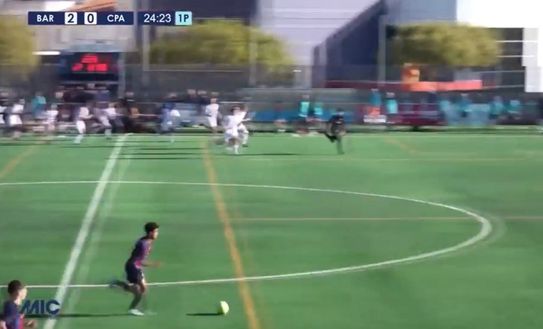 Barcellona, il gol del figlio di Kluivert con gli avversari “in panchina”: polemiche!- immagine 2
