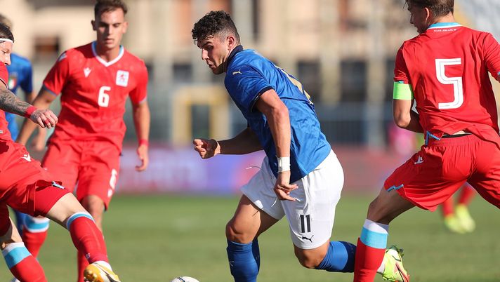 EMPOLI, ITALY - SEPTEMBER 03: Roberto Piccoli of Italy U21 in action during the UEFA European Under-21 Championship Qualifier between Italy U21 and Luxembourg U21 at Stadio Carlo Castellani on September 3, 2021 in Empoli, Italy.  (Photo by Gabriele Maltinti/Getty Images) 