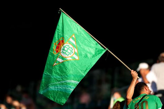 (Photo by Fran Santiago/Getty Images) E’ già derby: tifosi Betis denunciati per cori offensivi contro il Siviglia…- immagine 2
