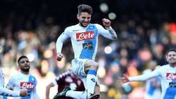 Il rinnovo di Mertens, si sa, tarda ad arrivare e il rischio di vederlo lontano da Napoli la