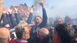 Serie C – Catania fallito: i tifosi salutano tra cori e lacrime | VIDEO