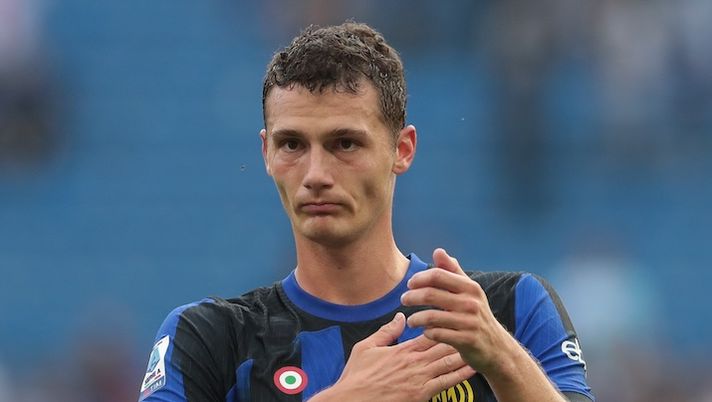 Inter, Sky: “Domani Bastoni può tornare in gruppo. I tempi per rivedere Pavard” - immagine 1