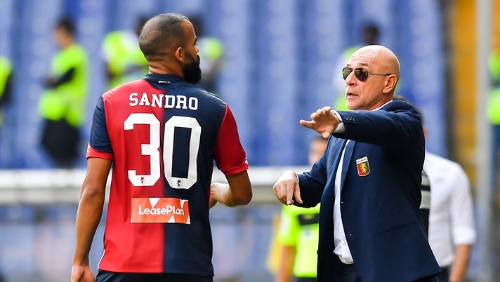 GENOA, ITALY - OCTOBER 07: Davide Ballardini coach of Genoa (right) gives instructions to Raniere Sandro of Genoa during the Serie A match between Genoa CFC and Parma Calcio at Stadio Luigi Ferraris on October 7, 2018 in Genoa, Italy. (Photo by Paolo Rattini/Getty Images) GENOA, ITALY - OCTOBER 07: Davide Ballardini coach of Genoa (right) gives instructions to Raniere Sandro of Genoa during the Serie A match between Genoa CFC and Parma Calcio at Stadio Luigi Ferraris on October 7, 2018 in Genoa, Italy. (Photo by Paolo Rattini/Getty Images)