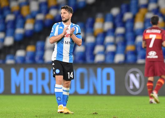 NAPLES, ITALY - NOVEMBER 29: Dries Mertens of Napoli during the Serie A match between SSC Napoli and AS Roma at Stadio San Paolo on November 29, 2020 in Naples, Italy. (Photo by SSC NAPOLI/SSC NAPOLI via Getty Images) Tempo di colpi “a zero”: Grillitsch, Mertens & co, da stasera saranno liberi- immagine 2