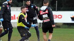 Allenamento pomeridiano per il Napoli a Castelvolturno.
Gli azzurri preparano il mat