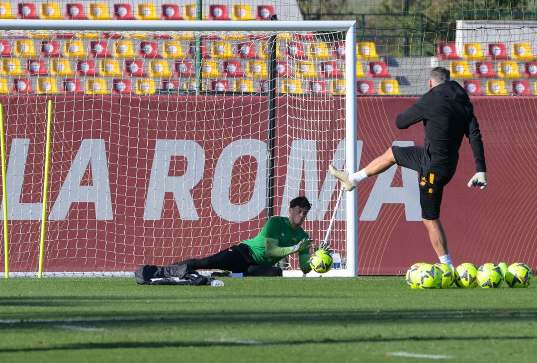 Roma, riprendono gli allenamenti a Trigoria – FOTO GALLERY - immagine 58