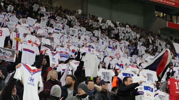 Lione, la speranza tradita: gli spettatori al derby restano 5000- immagine 2