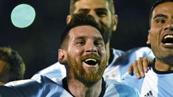 Messi fa tripletta e l’Argentina vola ai Mondiali. Passa l’Uruguay di Vecino. Il Cile no