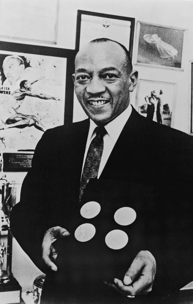 Jesse Owens (Photo by Hulton Archive/Getty Images) Jesse Owens (Photo by Hulton Archive/Getty Images)