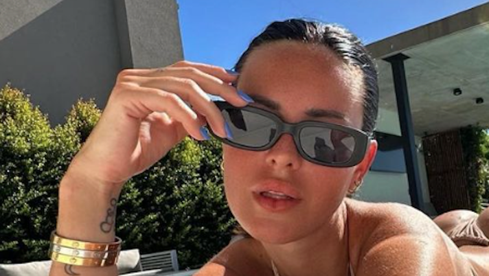 Natalie Weber da paura. Lady Zarate scatena il web col suo lato B sexy Natalie Weber da paura. Lady Zarate scatena il web col suo lato B sexy - immagine 1