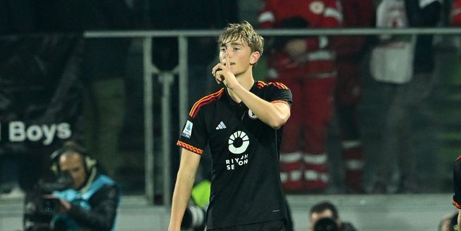 La Roma schianta il Frosinone 0-3: super Svilar e poi gol di Huijsen, Azmoun e Paredes- immagine 2