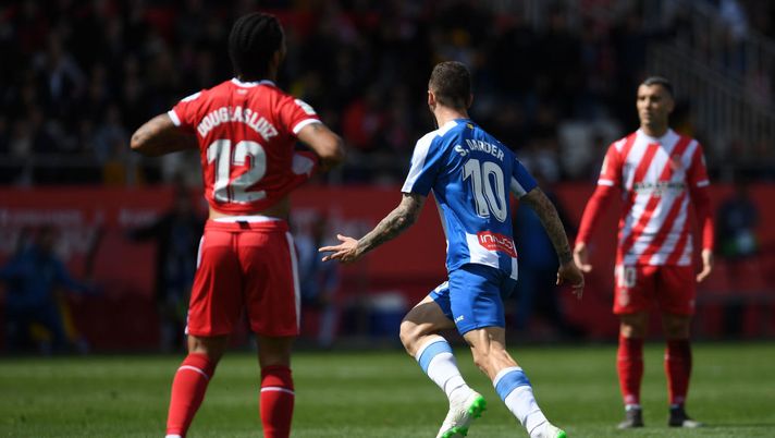 GIRONA, SPAIN - APRIL 06: Sergi Darder Moll of RCD Espanyol celebrates after scoring his team's second goal during the La Liga match between Girona FC and RCD Espanyol at Montilivi Stadium on April 06, 2019 in Girona, Spain. (Photo by Alex Caparros/Getty Images) GIRONA, SPAIN - APRIL 06: Sergi Darder Moll of RCD Espanyol celebrates after scoring his team's second goal during the La Liga match between Girona FC and RCD Espanyol at Montilivi Stadium on April 06, 2019 in Girona, Spain. (Photo by Alex Caparros/Getty Images)