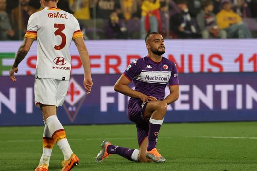 GERMOGLI PH: 09 MAGGIO 2022 FIRENZE STADIO ARTEMIO FRANCHI PARTITA CAMPIONATO SERIE A 2021 2022 FIORENTINA VS ROMA NELLA FOTO CABRAL © FOTOCRONACHE GERMOGLI Bressan: “Cabral non può bastare, con Belotti sarei più tranquillo”- immagine 2
