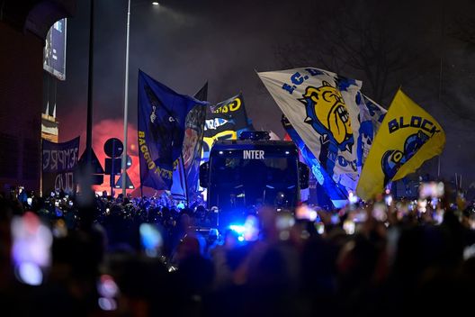 Sky – Inter, rinnovo per Darmian: cifre e dettagli. Vicino anche quello di Calhanoglu- immagine 2